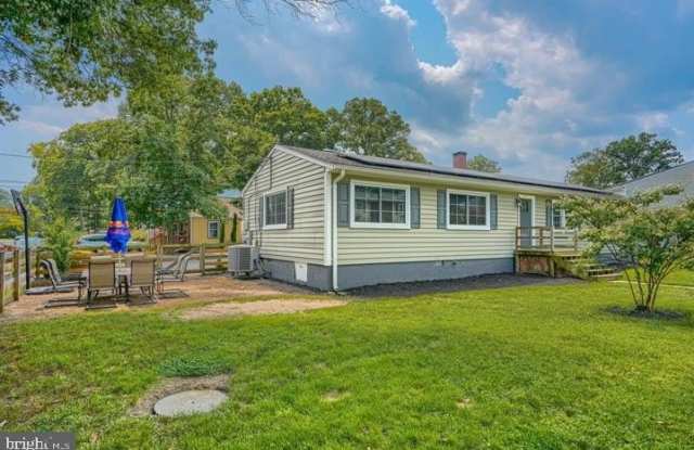 1813 POTOMAC Road Gallery 2