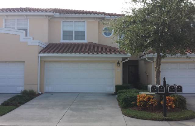 273 Valencia Circle - 273 Valencia Circle, St. Petersburg, FL 33716