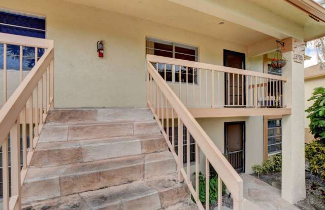 13789 Date Palm Court Gallery 2