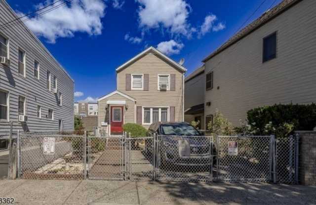 66 Garrison St photos photos