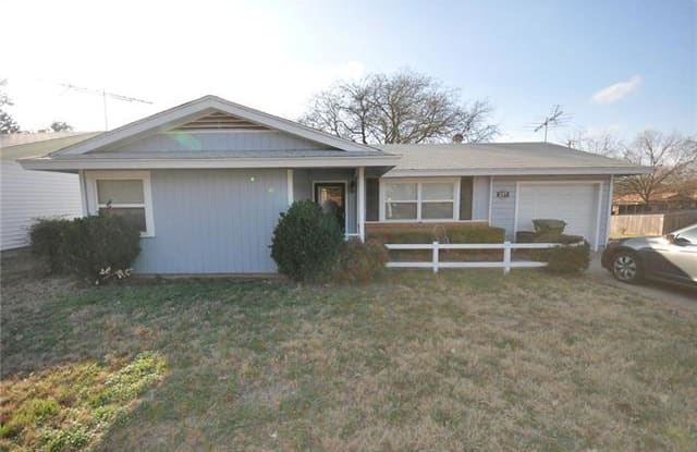 237 Arthur Drive - 237 Arthur Dr, Hurst, TX 76053