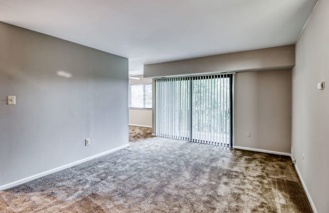 Carriage Park Apartments Gallery 4