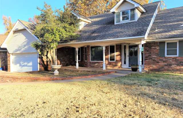 Beautiful 6 Bedroom home In Great Location!!! photos photos