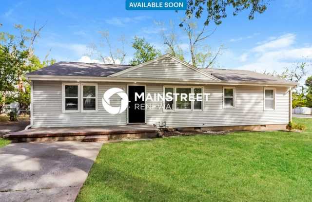 11713 Lawndale Avenue photos photos