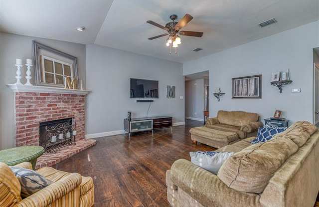 1624 Birch Bend Way Gallery 3