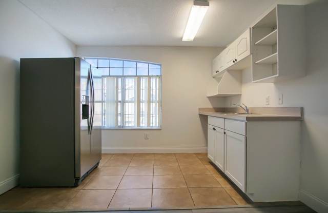 Studio in Davenport now available! Gallery 3