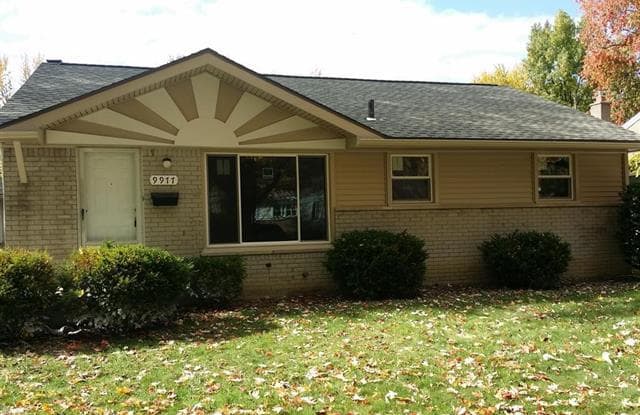 9977 HILLCREST Street - 9977 Hillcrest Street, Livonia, MI 48150