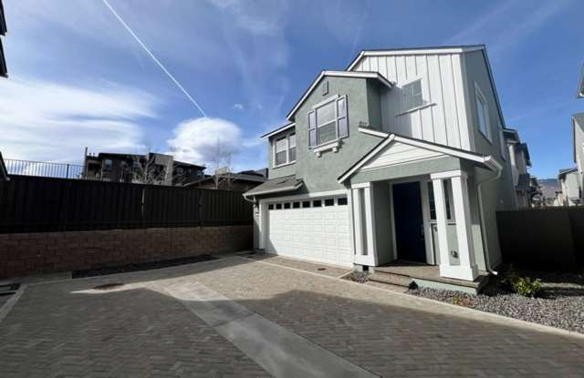 <b>Newer Three Bedroom Home in S. Reno<br><Br> Gallery 1