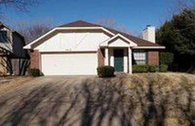 5618 Polo Club Dr - 5618 Polo Club Drive, Arlington, TX 76017