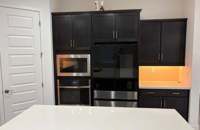 7710 W Crabapple Drive Gallery 2