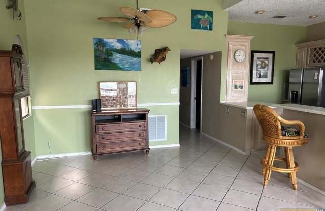 1342 Harbor Island Dr. Gallery 3
