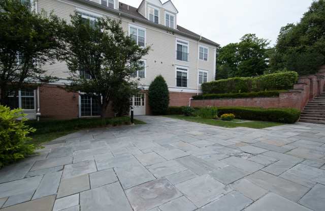 142 East Avenue photos photos
