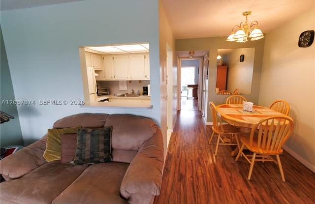 90 Berkshire D Gallery 4