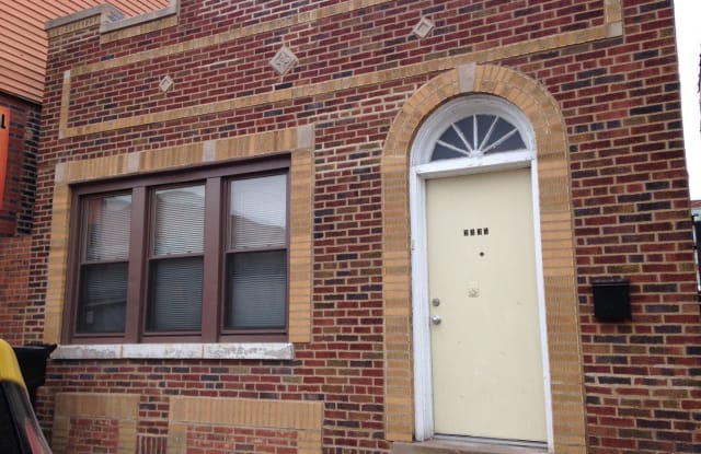 2335 W Grand - 2335 West Grand Avenue, Chicago, IL 60612