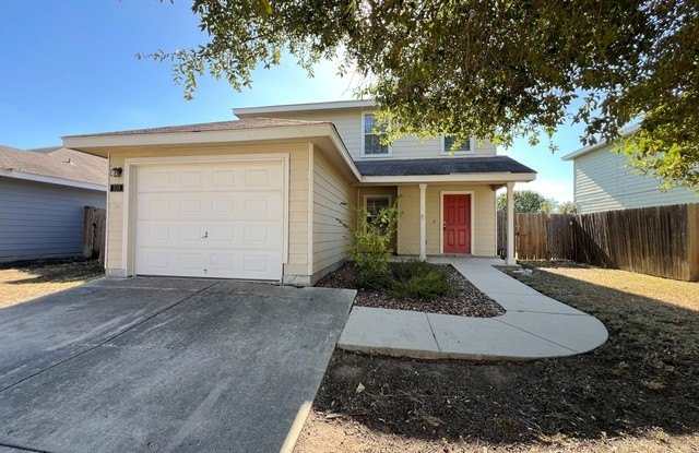 535 RED ROBIN DR - 535 Red Robin Drive, New Braunfels, TX 78130