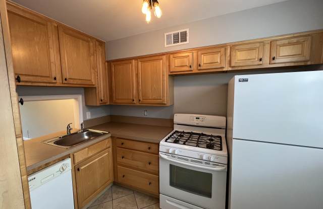 409 N Hamilton St # UB photos photos