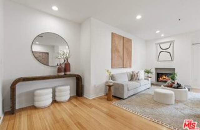 12011 Goshen Avenue Gallery 2
