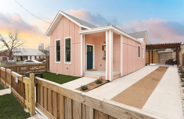 325 Montana photos photos