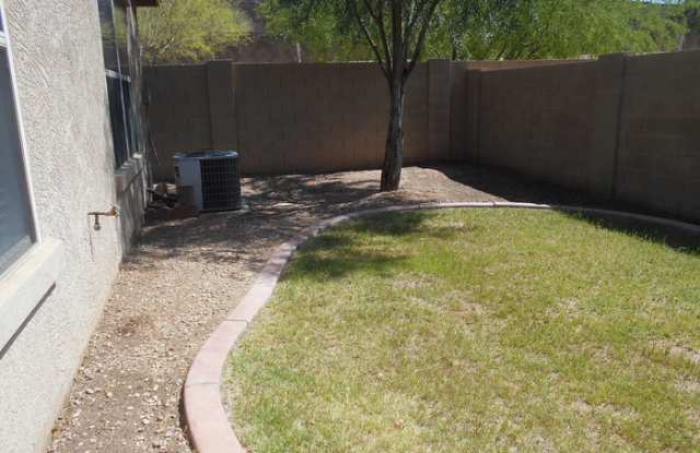 2055 S. Luther Gallery 4