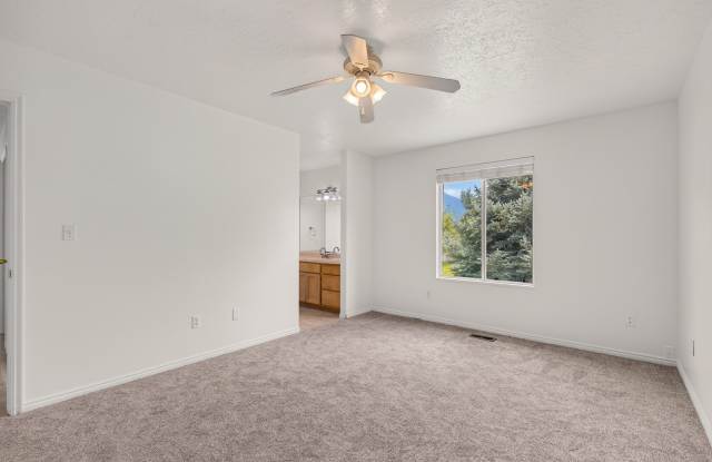 949 W 1800 N Gallery 4