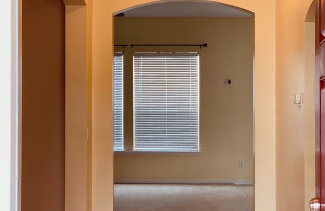 2991 Thorncrest Dr. Gallery 2