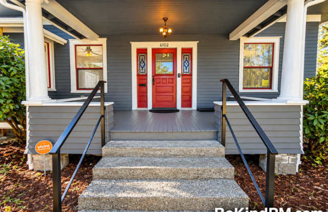 6102 South Sheridan Avenue Gallery 2