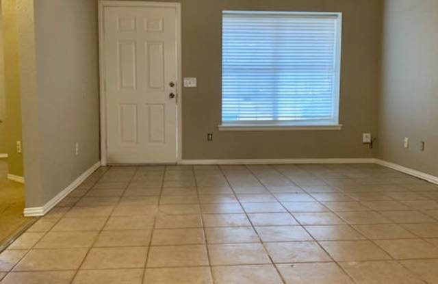 3577 Hemlock Place Gallery 4