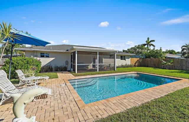 372 Franklin Road - 372 Franklin Road, Tequesta, FL 33469