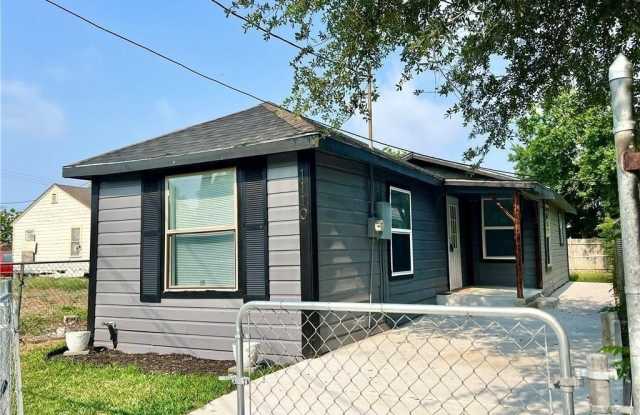 1110 Elgin Street - 1110 Elgin Street, Corpus Christi, TX 78405