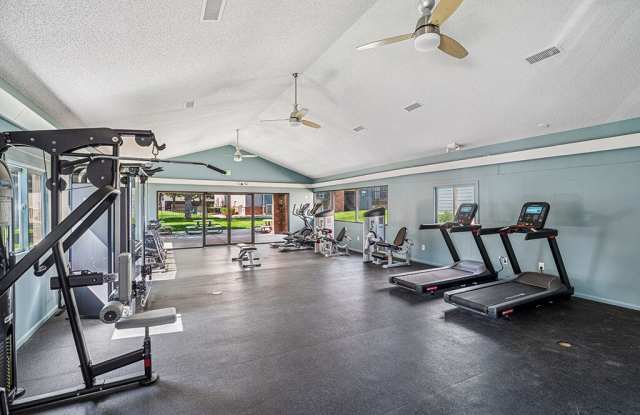 Rock Peak on Sunset Apartments Gallery 3