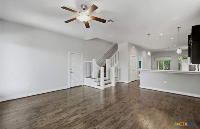 12221 Cottage Promenade Court Gallery 3