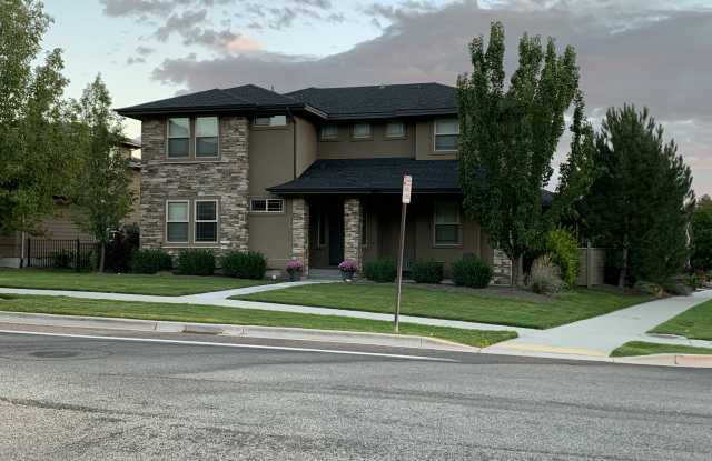 3919 East Timbersaw Drive photos photos