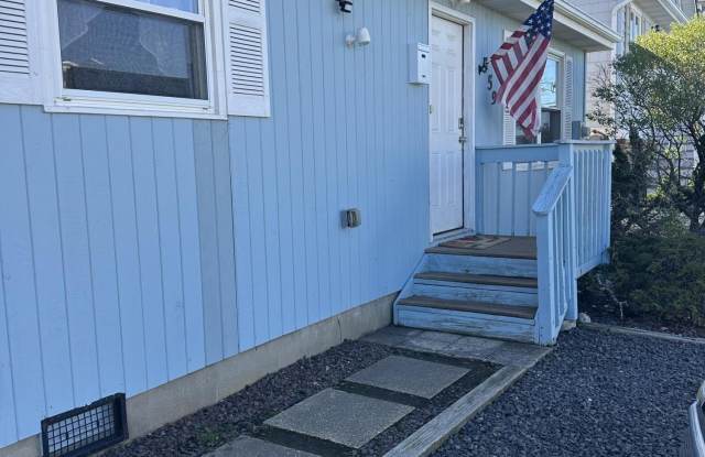 559 Tarpon Avenue photos photos