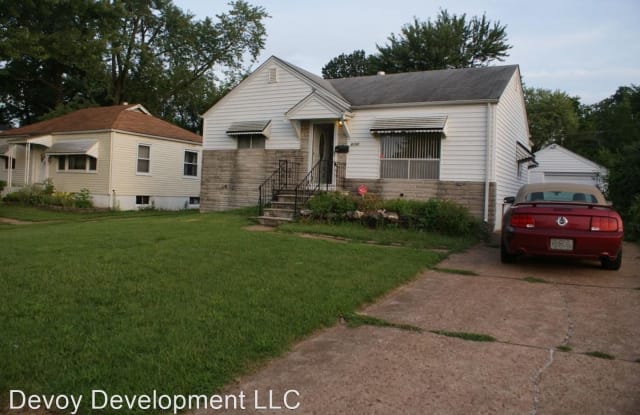8150 Zoe - 8150 Zoe Drive, Berkeley, MO 63134