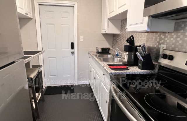 521 SE 14th Ter photos photos