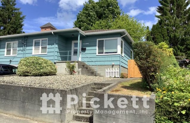 1136 Perry Avenue - 1136 Perry Avenue, Bremerton, WA 98310