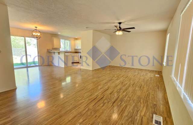Beautiful Home in Caldwell! photos photos
