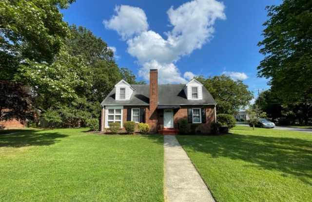 4 Bedroom 2 bath home with garage in beautiful downtown Graham! Coming soon! photos photos