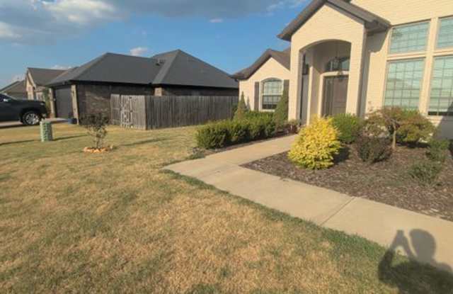 1740 Sunrise Circle Gallery 1