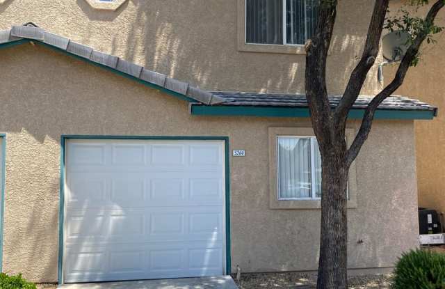 AMERICANA Property Mgmt - Gated 2beds -2baths Townhouse in Spring Valley Gallery 3