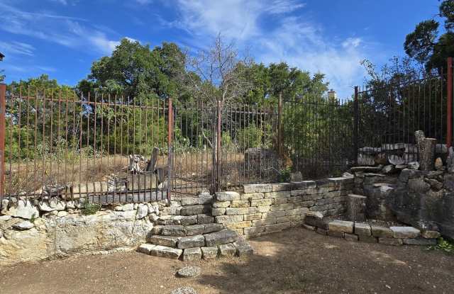 15727 COTTON TAIL LN Gallery 3
