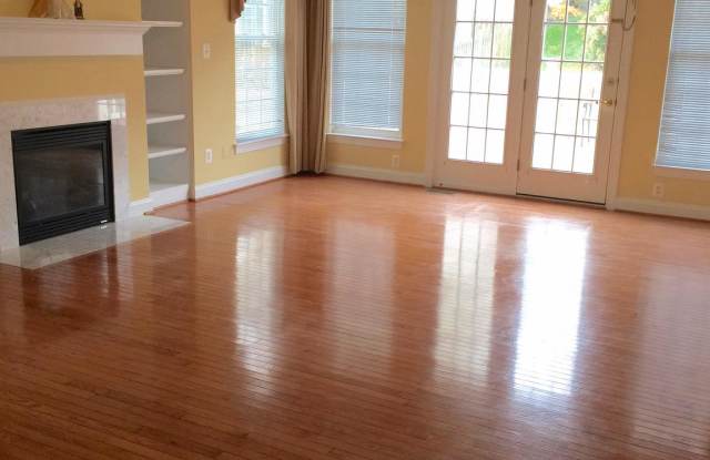 5846 GOVERNORS HILL DRIVE Gallery 4
