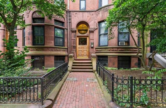 473 Beacon 4 - 473 Beacon Street, Boston, MA 02115