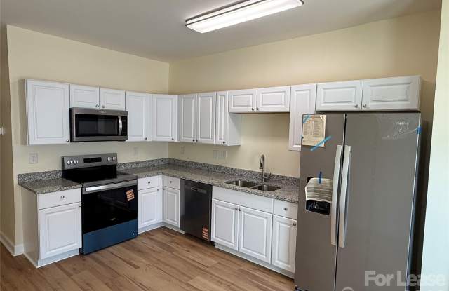 7045 Somerset Springs Drive Gallery 3
