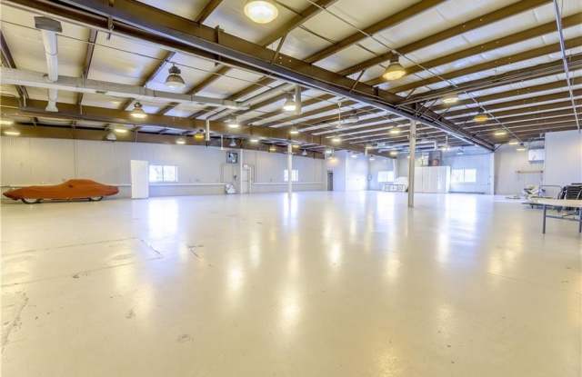 6886 Wishart Street Gallery 3