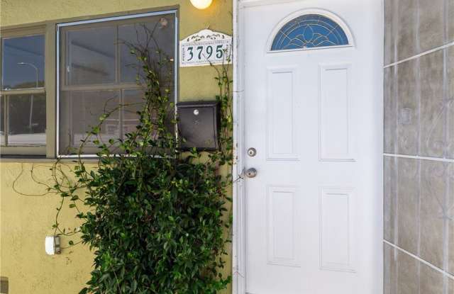 3795 Maplewood Avenue photos photos