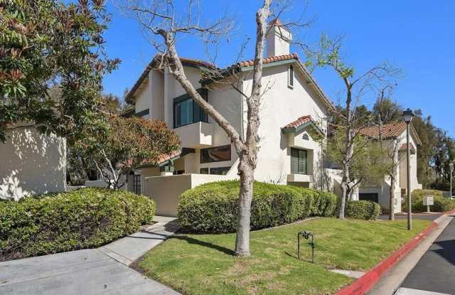 1465 Summit Dr Gallery 1