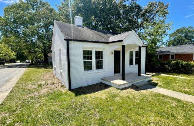 Freshly renovated 3 Bed 1 Bath Home Near UNCG! Gallery 4
