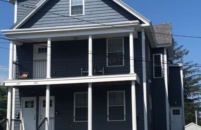 785 Broadway Street photos photos