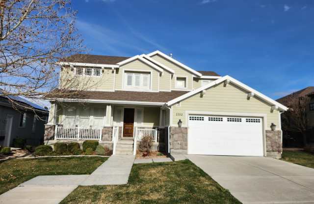 2352 South Shorewood Drive photos photos